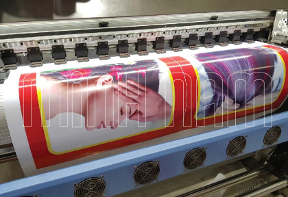 In tem nhãn theo yêu cầu: Tiết kiệm chi phí và thời gian